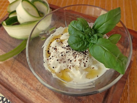 Recette Basilique : Recette Sauce Yoghourt à L’ail Et La Basilique